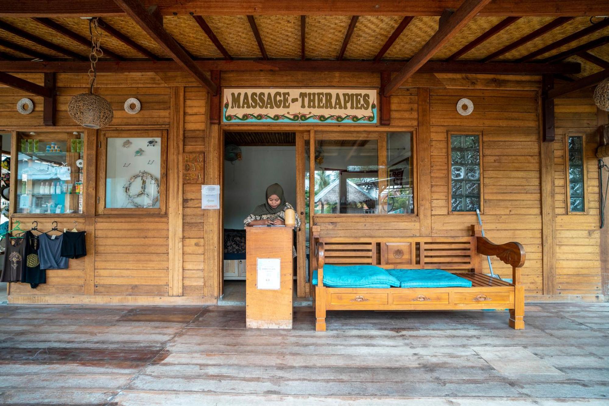 H2O Peaceful Yoga Resort Gili Air Exterior foto